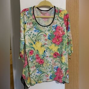 💚10 for $10💚 Bundle and save Vibrant Floral Women's Blouse